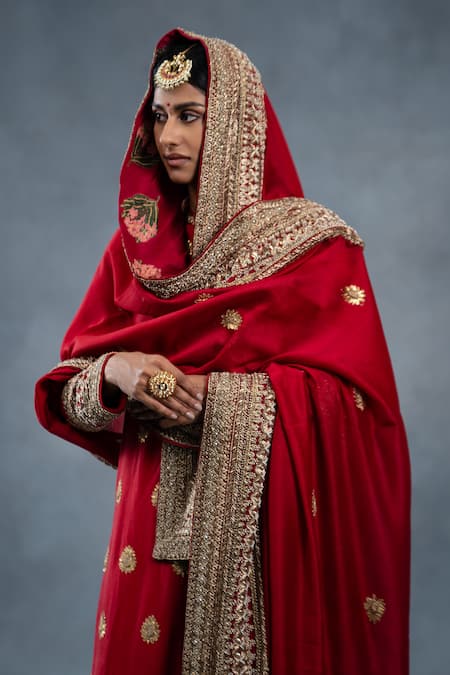 RICHA AHLUWALIA_Red Silk, Cotton, Chanderi Gota Patti, Zari, Sequins, Zardozi Buti Kurta Set _at_Aza_Fashions