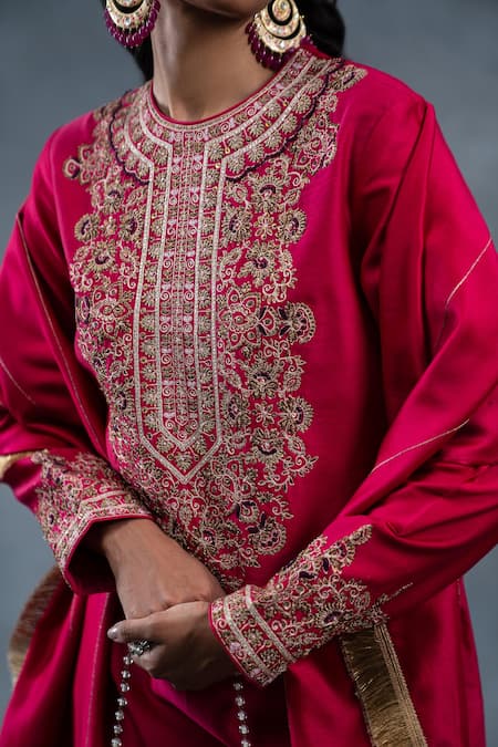 Buy_RICHA AHLUWALIA_Pink Chanderi Embroidery, Sequins, Metallic Silk Hand Kurta, Palazzo And Dupatta _Online_at_Aza_Fashions