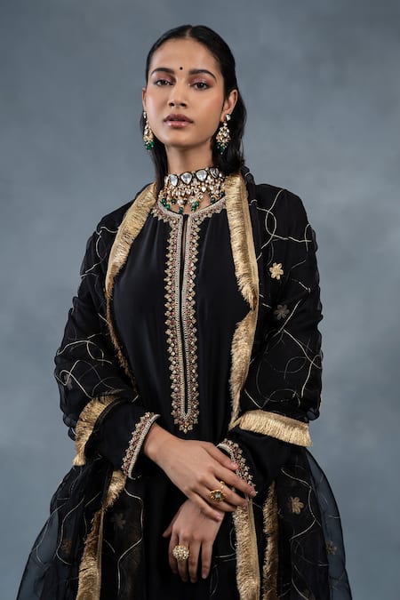 Buy_RICHA AHLUWALIA_Black Silk, Organza Embroidery, Metallic Habutai Zardozi Kurta And Palazzo Set _Online_at_Aza_Fashions