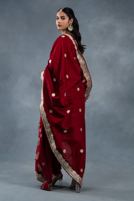 RICHA AHLUWALIA Gota Patti & Zardozi Embroidered Buti Kurta Set 