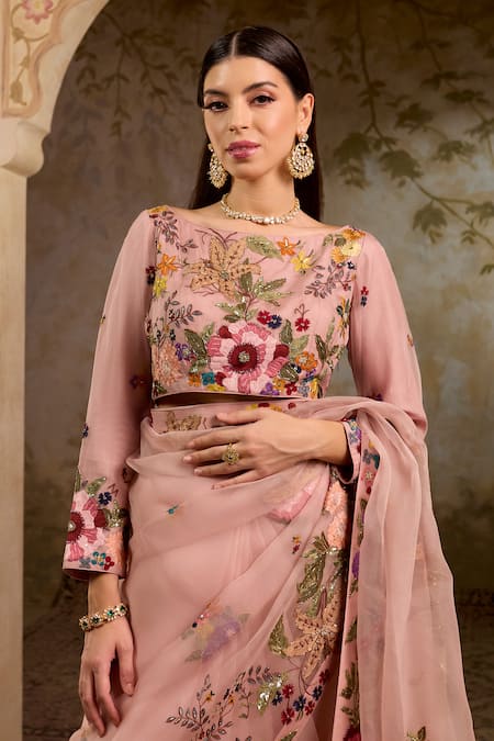 Buy_RICHA AHLUWALIA_Blush Organza, Satin, Mughal Floral Thread And Zardozi Saree Set 
