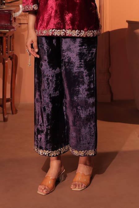 RICHA AHLUWALIA_Maroon Velvet, Silk, Organza Embroidery, Zari V-neck Dabka Pitta Kurta Set _Online_at_Aza_Fashions