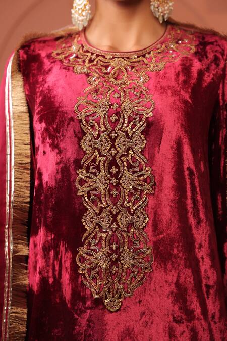 Shop_RICHA AHLUWALIA_Maroon Velvet, Silk, Cotton, Organza Embroidery, Sequins, Zari, Dori Kurta Set 