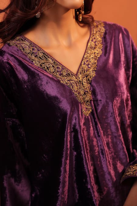 Shop_RICHA AHLUWALIA_Purple Silk, Velvet Embroidery, Sequins V-neck Kaftan _Online_at_Aza_Fashions