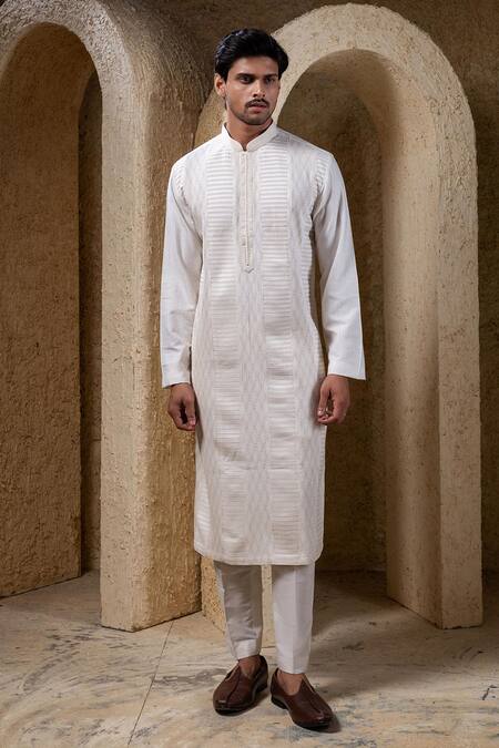Buy_Darshika Menswear_Off White , Silk, Satin Pin Tuck Pattern Kurta Set _Online_at_Aza_Fashions