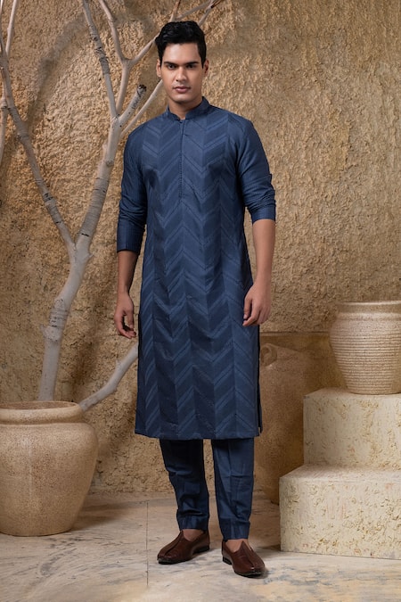 Darshika Menswear Pintuck Kurta Set 