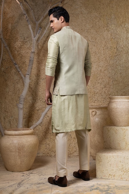 Darshika Menswear Hand Embroidered Zari Bundi & Kurta Set 