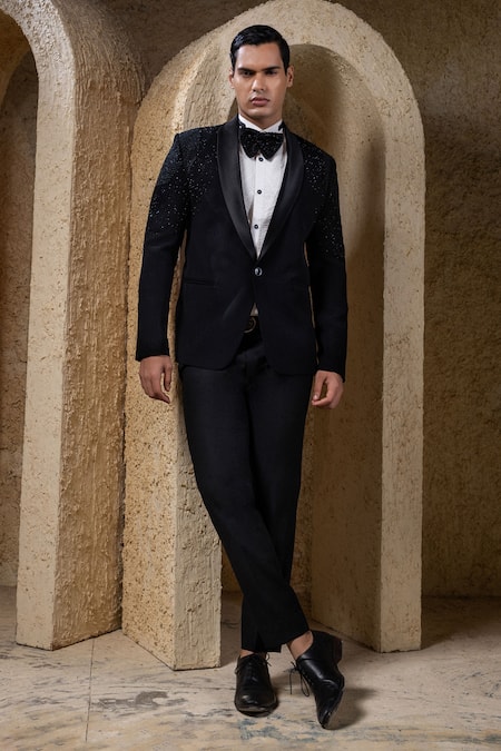 Darshika Menswear Black Embellished Tuxedo Set 