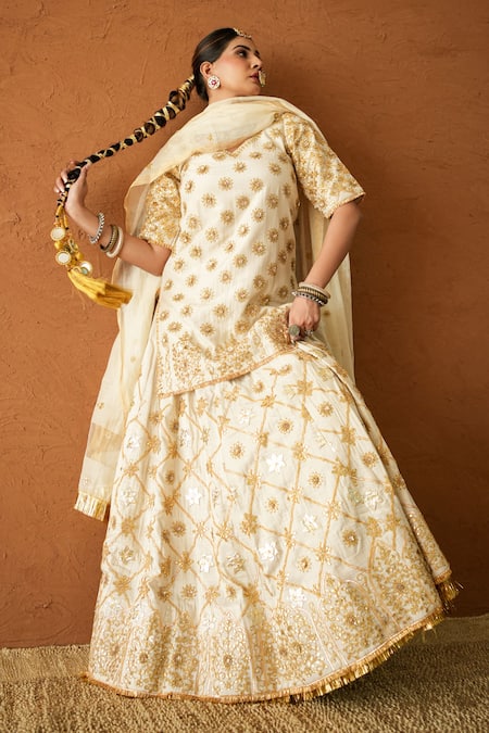 Buy_Gulabo Jaipur_Ivory Chanderi, Doriya Embroidery, Sequins, Lace, Noormahal Kurta Lehenga Set 