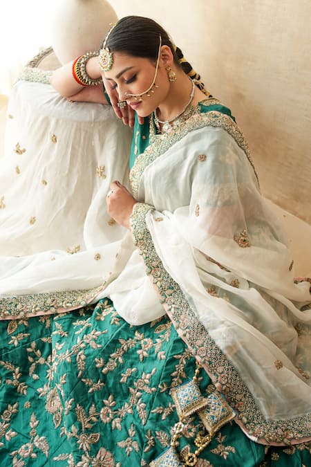 Buy_Gulabo Jaipur_Emerald Green Tussar, Satin Embroidery, Zari Umrao Lehenga Set 