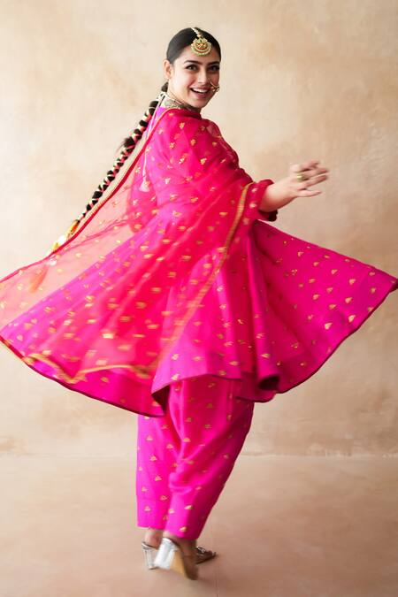 Buy_Gulabo Jaipur_Pink Chanderi Embroidery Round Neck Riza Anarkali Set _Online_at_Aza_Fashions
