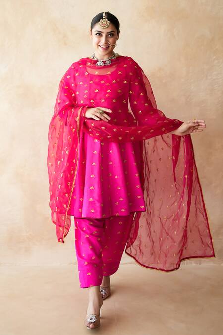 Gulabo Jaipur_Pink Chanderi Embroidery Round Neck Riza Anarkali Set _at_Aza_Fashions