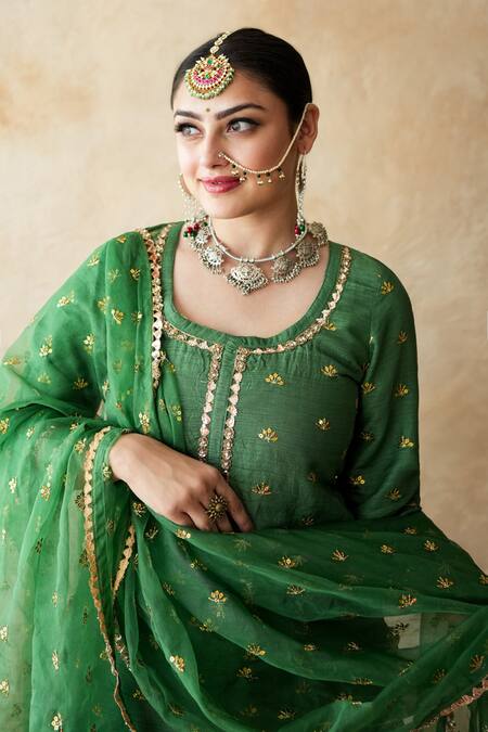 Gulabo Jaipur Green Chanderi Embroidery, Sequins, Lace Round Neck Rani Straight Kurta Set at Aza Fashions Gulabo Jaipur_Green Chanderi Embroidery, Sequins, Lace Round Neck Rani Straight Kurta Set _at_Aza_Fashions
