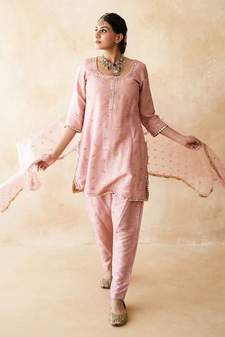 Buy Gulabo Jaipur Pink Chanderi Embroidery, Lace Round Neck Rani Straight Kurta Set Online at Aza Fashions Buy_Gulabo Jaipur_Pink Chanderi Embroidery, Lace Round Neck Rani Straight Kurta Set _Online_at_Aza_Fashions