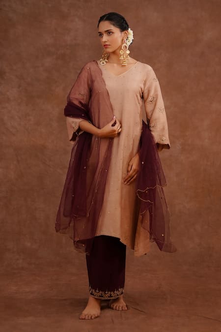 World of Sugandh Mrigja Chand Hand Embroidered Kurta With Pant 