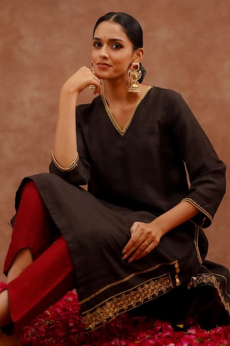Shop_World of Sugandh_Charcoal Dupion, Silk Embroidery V-neck Kumkum Hand Kurta Set _Online_at_Aza_Fashions