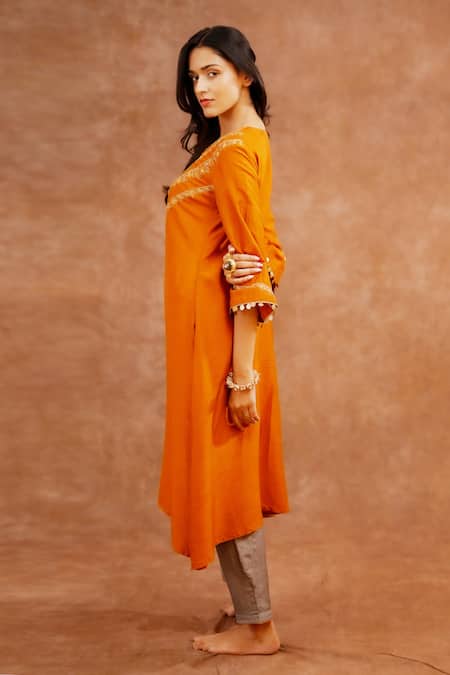 World of Sugandh Surkhiya Hand Embroidered Kurta With Pant 