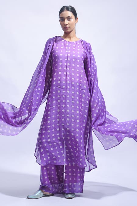 JAYATI GOENKA Violet Smocked Silk Kurta Set 