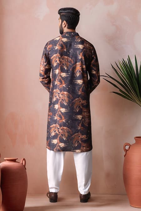 Arihant Rai Sinha Abstract Print Kurta Set 