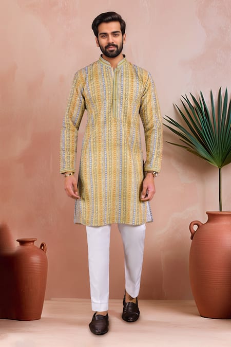 Arihant Rai Sinha Stripe Pattern Kurta Set 