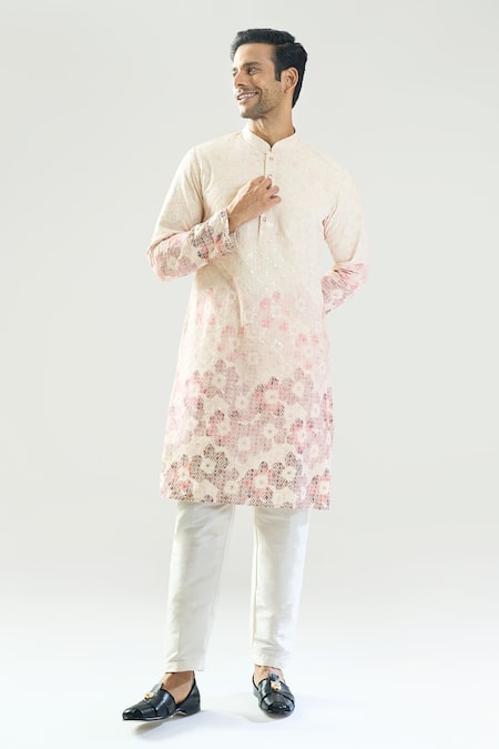 Rng Safawala Chikankari Thread Embroidered Kurta & Pant Set 