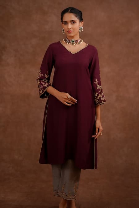 World of Sugandh Gulmohar Hand Embroidered Kurta & Pant Set 