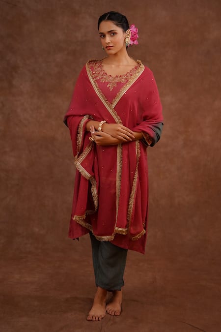 World of Sugandh Gulmitti Hand Embroidered Kurta Set 