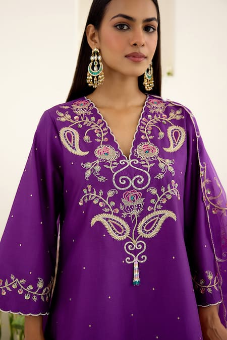 Buy Maisara Jewelry Multi Color Pearls, Beads, Stones Crescent Drop Earrings Online at Aza Fashions Buy_Maisara Jewelry_Multi Color Pearls, Beads, Stones Crescent Drop Earrings _Online_at_Aza_Fashions