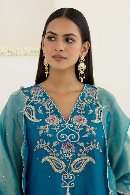 MAISARA JEWELRY Gold Plated Pearls, Diamonds Ishya Kundan Fleur Embellished Earrings