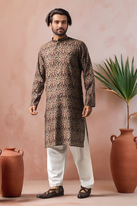 Arihant Rai Sinha Embroidered Kurta Salwar Set 