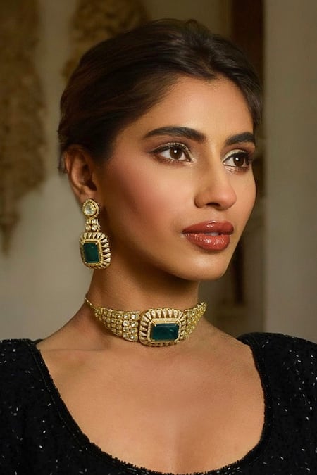 Amaara Jewels Meher Elan Polki & Doublet Emerald Choker Set 