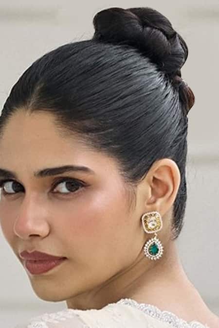 Amaara Jewels_Gold Plated Gemstones, Ayira Moissanite And Emerald Sleek Necklace Set _Online_at_Aza_Fashions