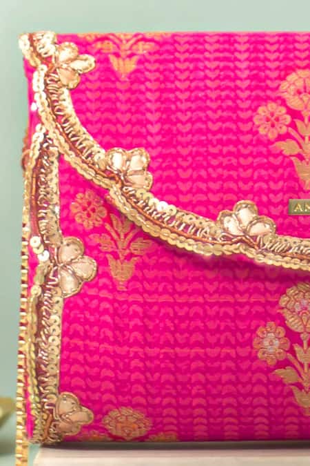 Amyra_Pink Metallic Thread, Sequins Bahar Floral Motif Clutch_Online_at_Aza_Fashions