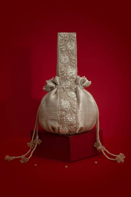 Amyra Tej Embroidered Floral Potli Bag 