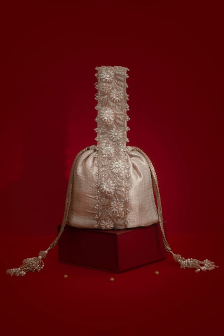 Amyra Tej Embroidered Potli Bag 