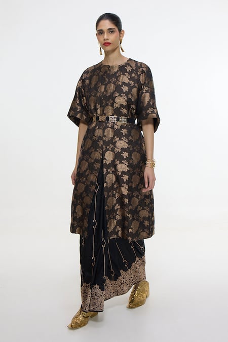 Ekaya Banaras Handwoven Embossed Noir Jacket 