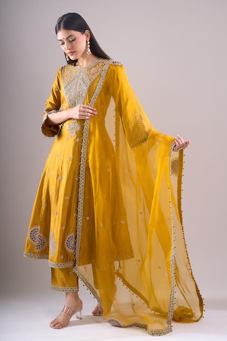 Buy_Surbhi Shah_Yellow Embroidery, Zari, Sequins, Beads Round Neck Mehek Kurta Set _Online_at_Aza_Fashions