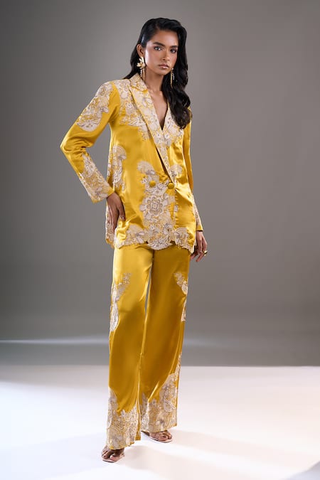 Buy_Anamika Khanna_Mustard Embroidery, Sequins Floral Blazer And Pant Set _Online_at_Aza_Fashions