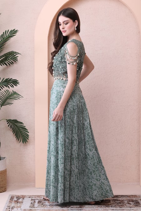 Isha Regalia Printed Pre-Draped Saree With Embroidered Blouse 