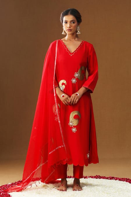 Arpita Sulakshana Rooh Gulabi Hand Painted Kurta Set 