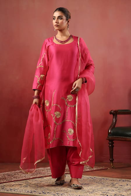 Anshu Wadhwa Chanderi Embroidered Kurta Palazzo Set 