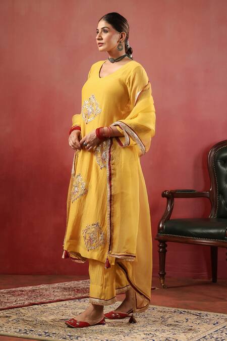 Shop_Anshu Wadhwa_Mustard Chanderi Embroidery, Zari, Tassels V-neck Kurta Pant Set _Online_at_Aza_Fashions