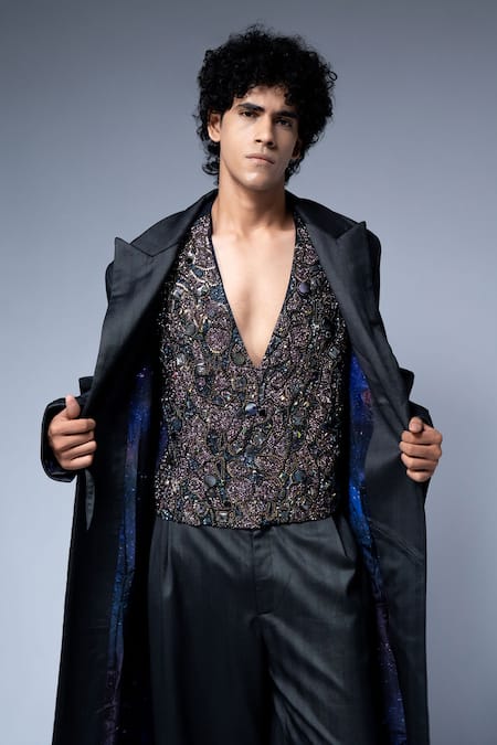 Shop_Nikita Mhaisalkar_Gray Suiting Plain Trench Coat _Online_at_Aza_Fashions