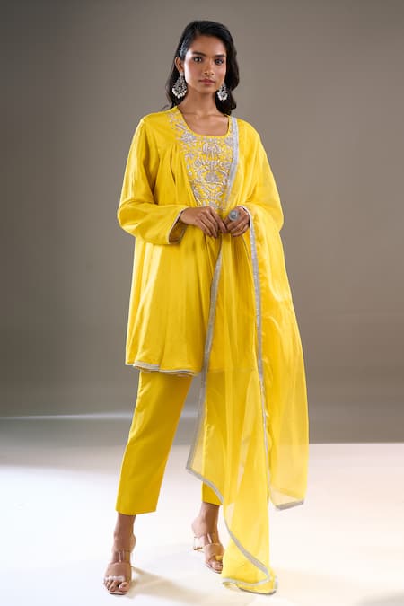 Shop Archana Shah Yellow Silk Embroidery Round Neck Yoke Kurta Set at Aza Fashions Shop_Archana Shah_Yellow Silk Embroidery Round Neck Yoke Kurta Set_at_Aza_Fashions