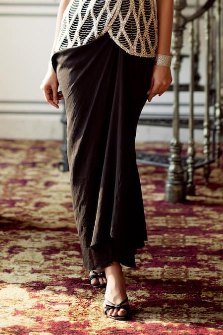 Buy_Charu And Vasundhara_Black Organza Sequins, Beads V-neck Kimora Embroidered Jacket And Skirt Set _Online_at_Aza_Fashions