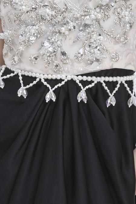 Dilnaz_Ivory Pearls, Crystals Toran Pattern Belt _Online_at_Aza_Fashions