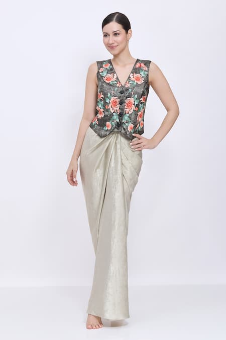 Dilnaz_Black Polyester, Jacquard Embroidery V-neck Waistcoat _Online_at_Aza_Fashions