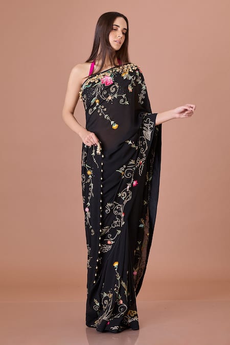 Dilnaz Floral Embroidered Saree 