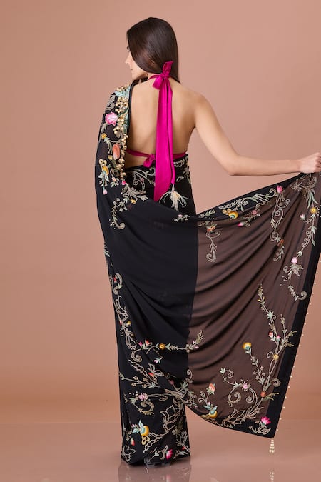 Dilnaz Floral Embroidered Saree 