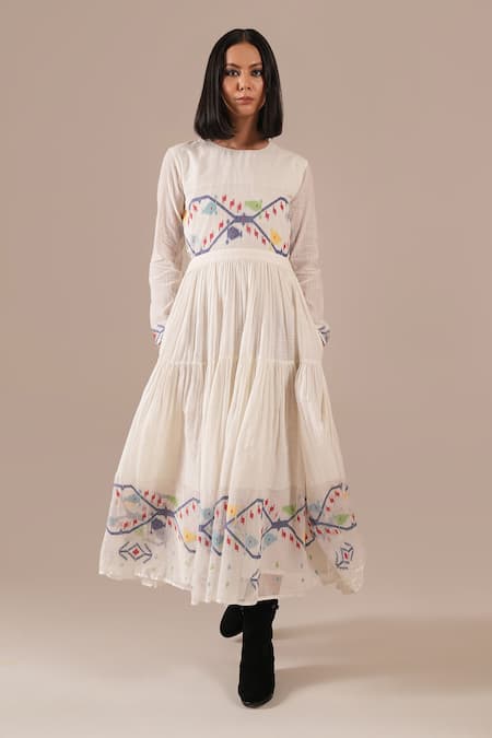 Indigo Dreams_Ivory Cotton Embroidery Round Neck Jamdani Handwoven Tiered Midi Dress  _Online_at_Aza_Fashions